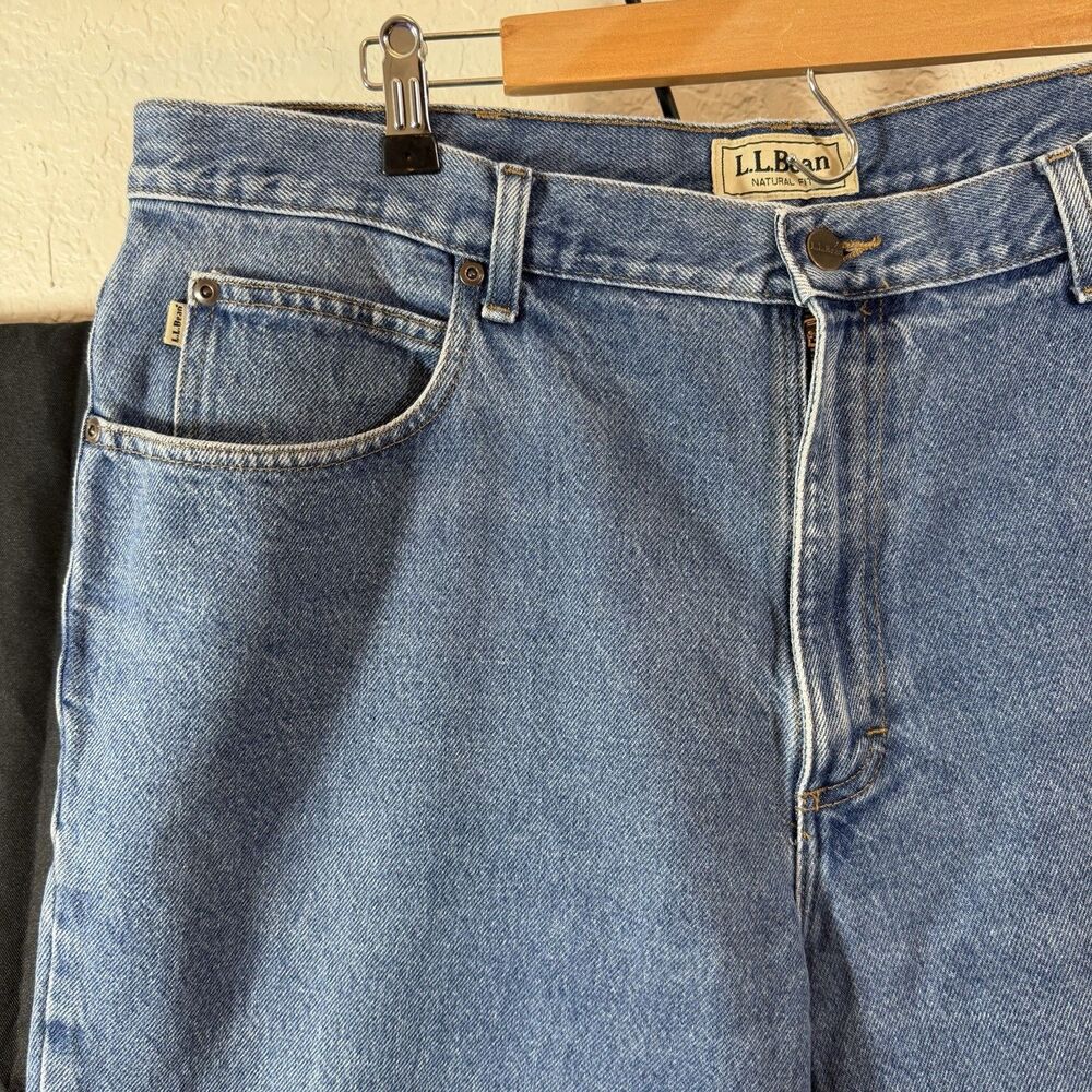 LL Bean Natural Fit Jeans Mens 40x34 Blue Denim Straight Leg 100% Cotton 104731
